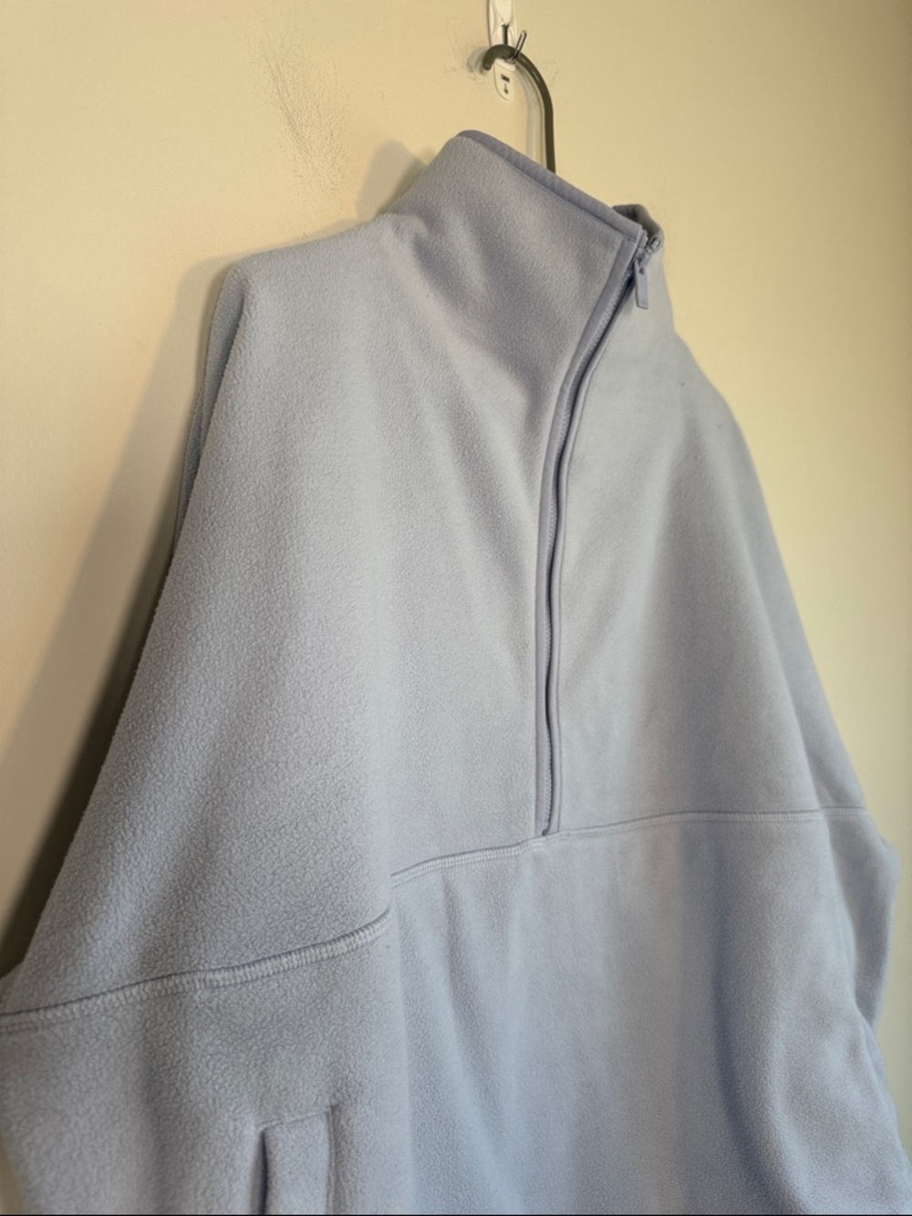 ALO Yoga Polar Fleece Retreat Cover Up in Winter Frost - L - Picture 4 of 6